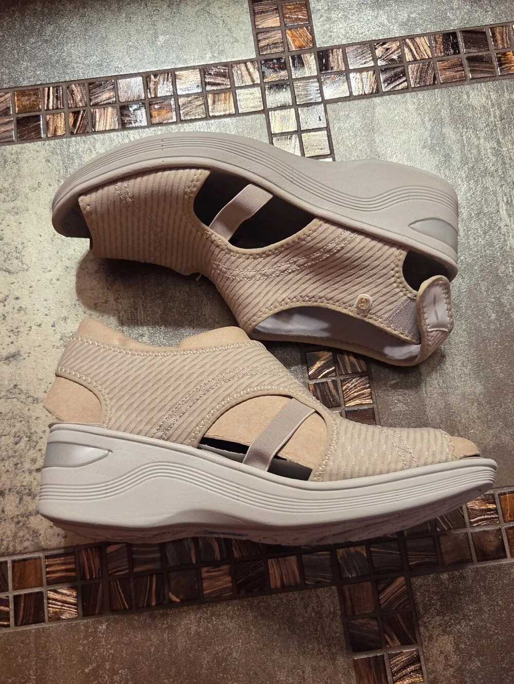 Bzees Women's Light Beige Wedge Sandal